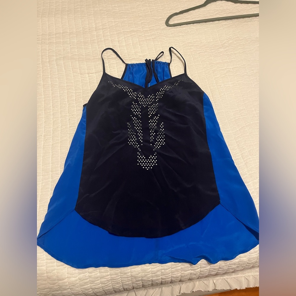 Silk Boundary Top Size Medium